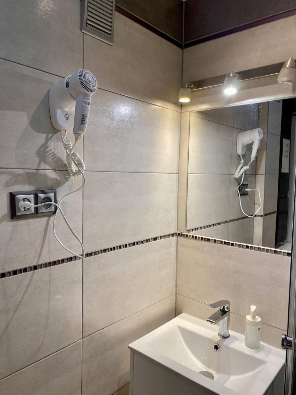 ורשה Halby Rooms Rondo Onz מראה חיצוני תמונה